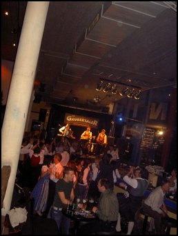 PICT2998.JPG